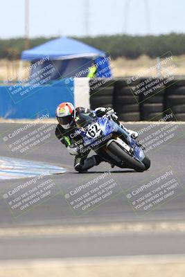 media/Jul-19-2025-TrackDaz (Sat) [[ff1509a44a]]/A Group/12pm (Turn 1)/